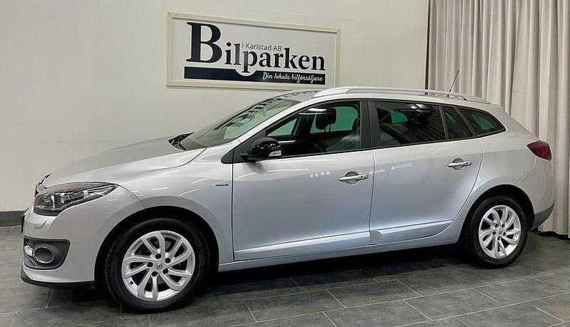 Begagnad Renault Mégane III LIMITED 116 HK (85 kW) 2016 Silver