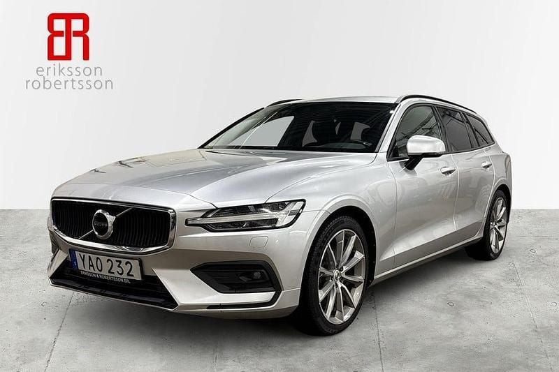 Silver Begagnad 2020 Volvo V60 Momentum Kombi | 269 900 kr (Marknadspris) - Bild 1/4