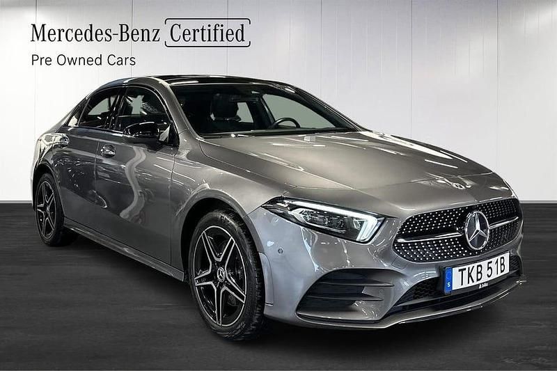 Begagnad Mercedes A250 AMG 220 HK (161 kW) 2023 Grå Sedan
