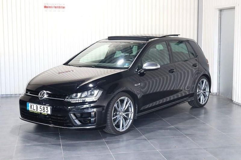 Svart Begagnad 2014 VW Golf VII R Halvkombi | 254 900 kr (Lite dyr) - Bild 1/4