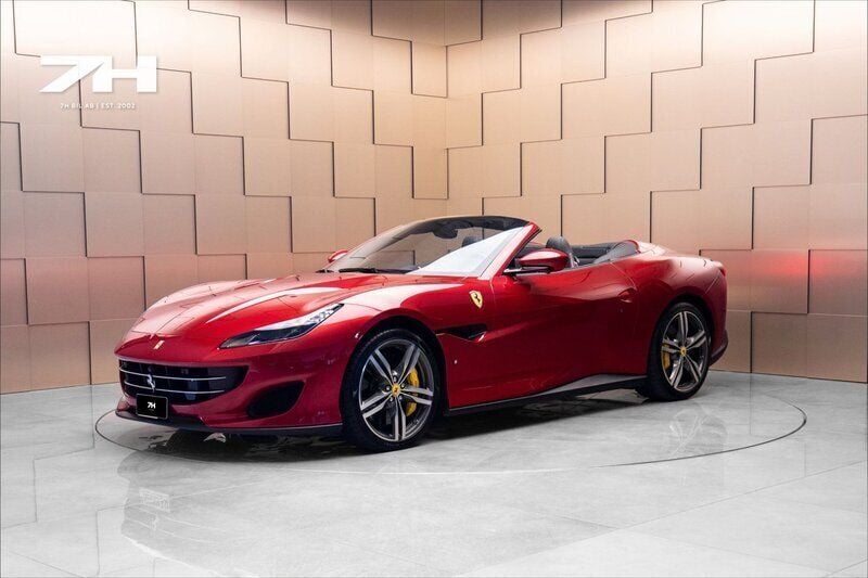 Begagnad 2021 Ferrari Portofino Cab | 2 349 000 kr - Bild 1/4