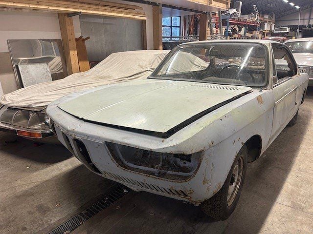 Vit Begagnad 1969 BMW 2000C/CS Sportkupé | 69 000 kr - Bild 1/4