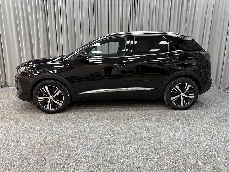 Begagnad Peugeot 3008 GT 131 HK (96 kW) 2023 Svart (perla nera black) SUV