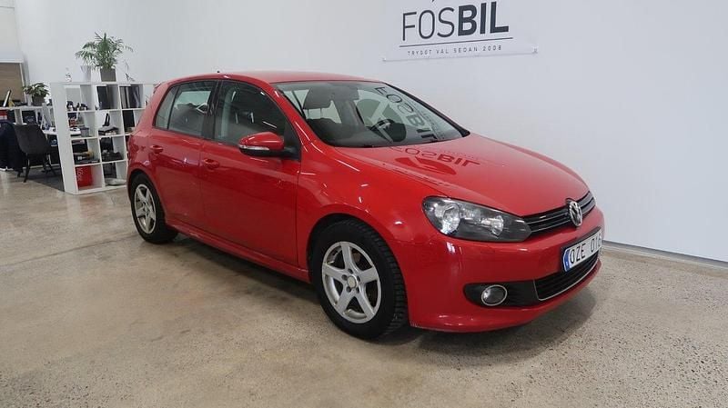 Röd Begagnad 2012 VW Golf VII GT Halvkombi | 69 900 kr (Marknadspris) - Bild 1/3