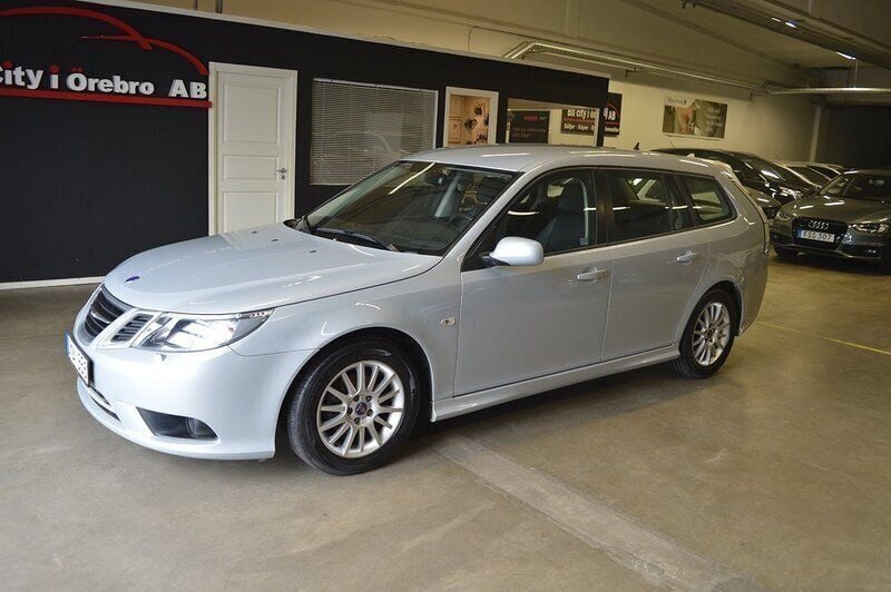 Grå Begagnad 2008 Saab 9-3 Kombi | 69 900 kr (Lite dyr) - Bild 1/4
