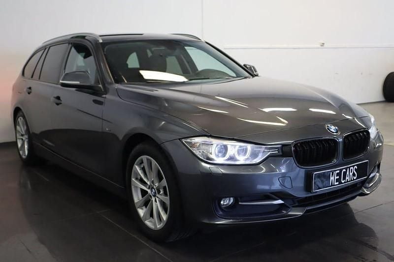 Begagnad BMW 320 Sport Line 184 HK (135 kW) 2013 Grå Kombi