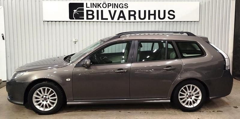 Grå Begagnad 2008 Saab 9-3 Kombi | 79 900 kr (Dyr) - Bild 1/4
