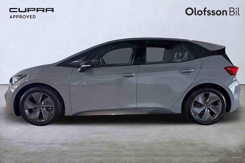 Grå Begagnad 2024 Cupra Born Halvkombi | 299 000 kr (Marknadspris) - Bild 1/1