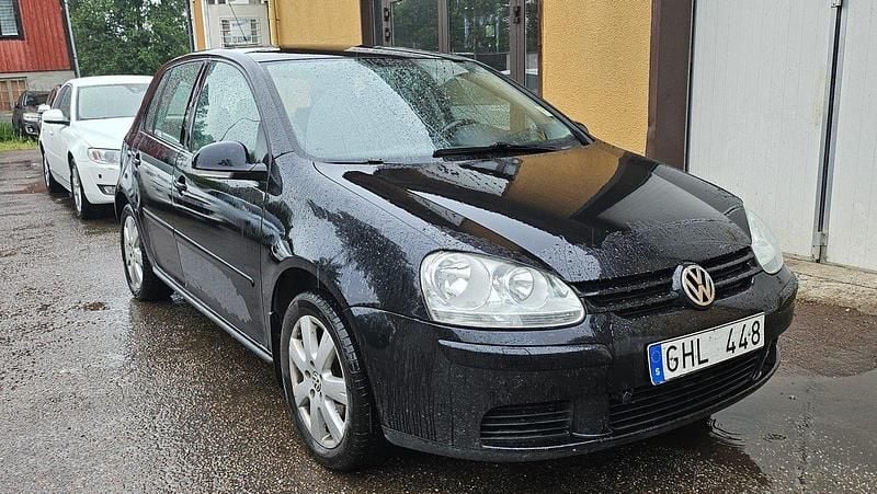 Svart Begagnad 2007 VW Golf VI Trendline Halvkombi | 19 900 kr (Bra pris) - Bild 1/4