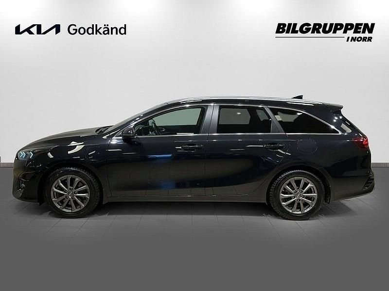 Begagnad Kia Ceed Sportswagon 141 HK (103 kW) 2023 Svart Kombi
