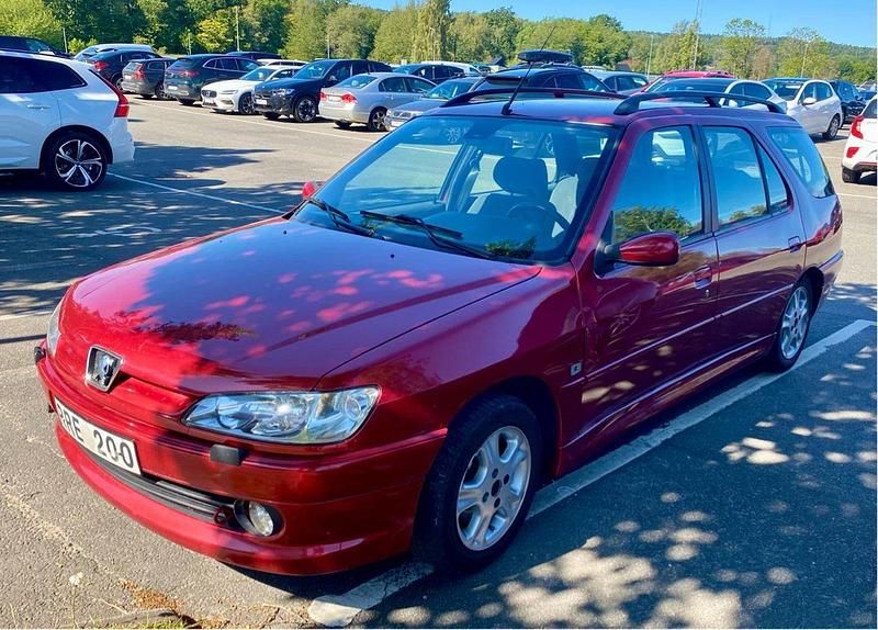 Röd Begagnad 2000 Peugeot 306 Kombi | 9 000 kr - Bild 1/4