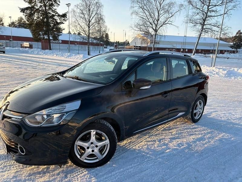 Begagnad 2014 Renault Clio GrandTour Kombi | 39 000 kr (Superpris) - Bild 1/4
