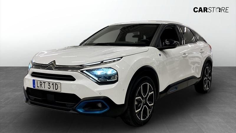 Vit Begagnad 2021 Citroën e-C4 Halvkombi | 179 900 kr (Marknadspris) - Bild 1/4