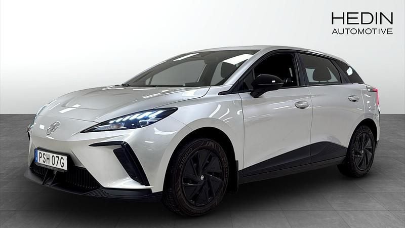 Begagnad MG MG4 EV 125 kW (170 HK) 2023 Grå Halvkombi