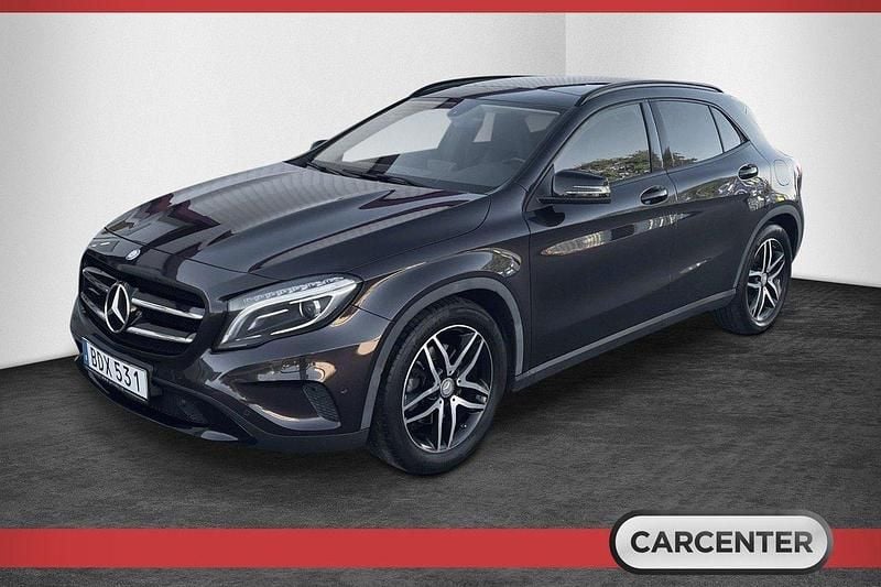 Brun Begagnad 2014 Mercedes GLA250 SUV | 179 500 kr (Superpris) - Bild 1/4