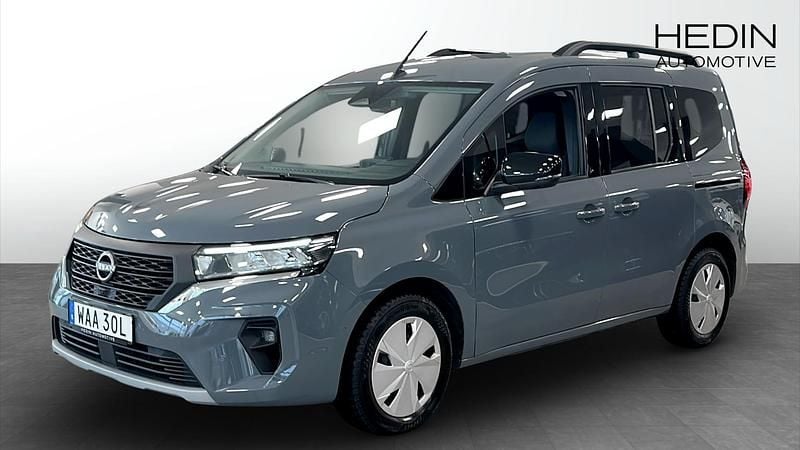 Svart Begagnad 2022 Nissan Townstar Tekna Kombi | 199 000 kr (Superpris) - Bild 1/4