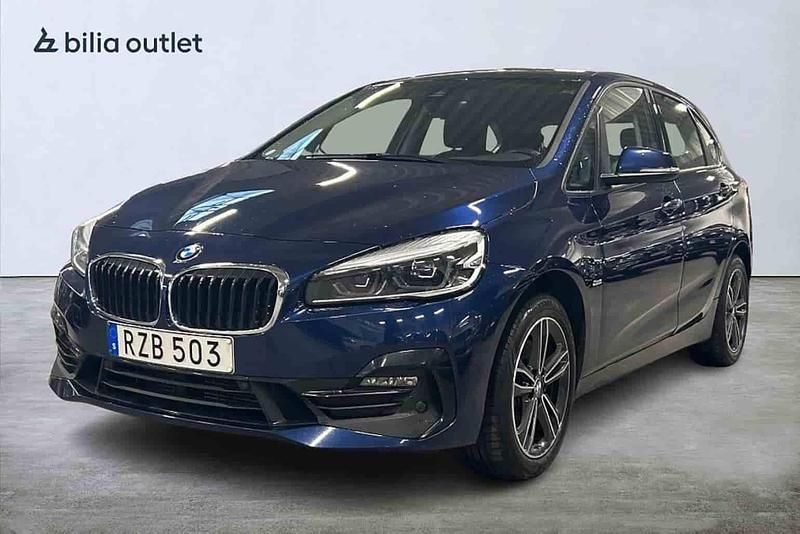 Blå Begagnad 2019 BMW 220 Active Tourer Minibuss | 189 900 kr - Bild 1/1