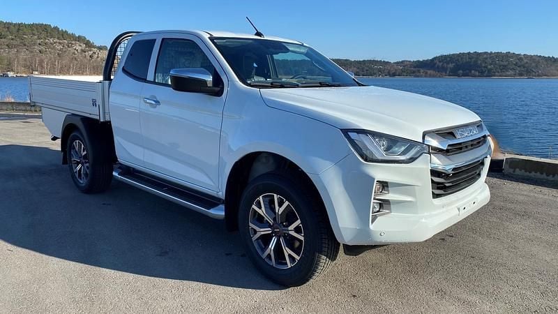 Ny 2025 Isuzu D-Max Pickup | 463 900 kr - Bild 1/4