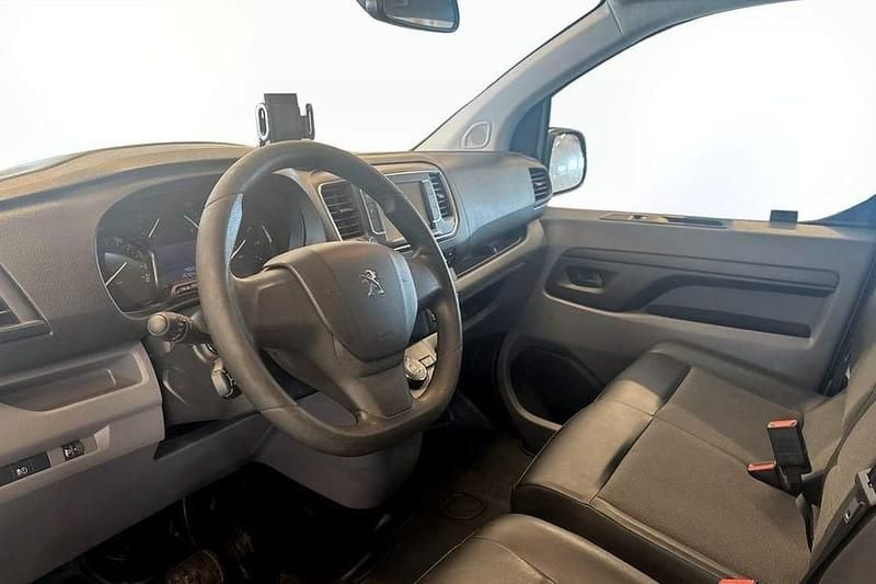 Begagnad Peugeot Expert 180 HK (132 kW) 2018 Vit Van