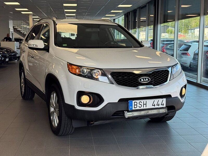 Vit Begagnad 2011 Kia Sorento EX SUV | 119 900 kr - Bild 1/3
