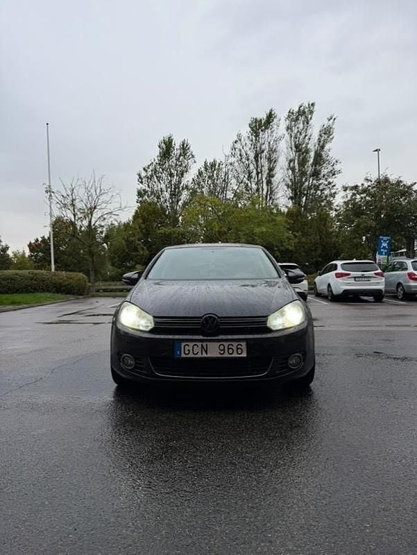 Svart Begagnad 2011 VW Golf VI GT Halvkombi | 65 000 kr (Marknadspris) - Bild 1/4
