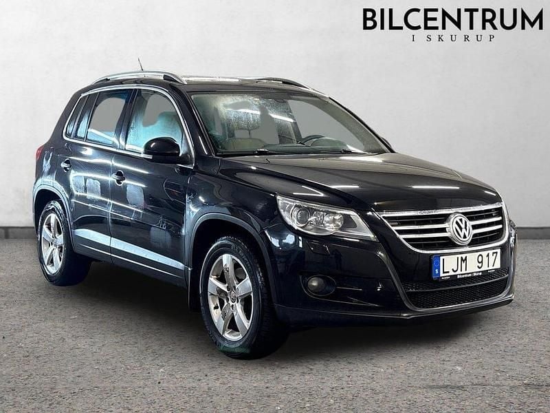 Begagnad VW Tiguan 140 HK (102 kW) 2010 Svart SUV
