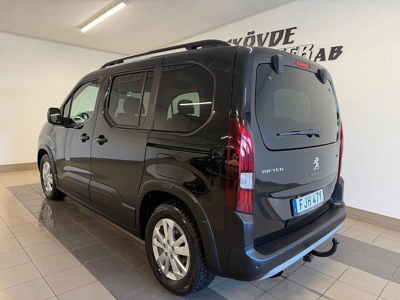 Begagnad Peugeot Rifter GT-line 131 HK (96 kW) 2019 Svart Minibuss