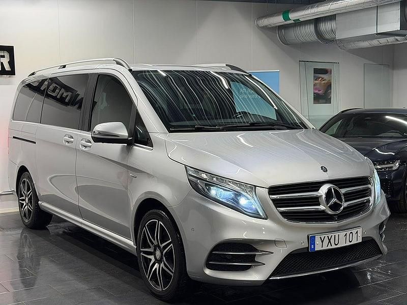 Begagnad Mercedes V250 AMG 190 HK (139 kW) 2017 Silver Minibuss