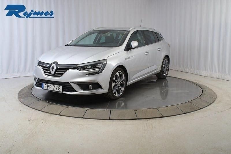 Begagnad Renault Mégane IV Bose Edition 132 HK (97 kW) 2018 Silver Kombi