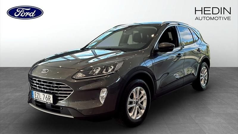 Grå (grey) Begagnad 2022 Ford Kuga Titanium SUV | 259 900 kr (Marknadspris) - Bild 1/4