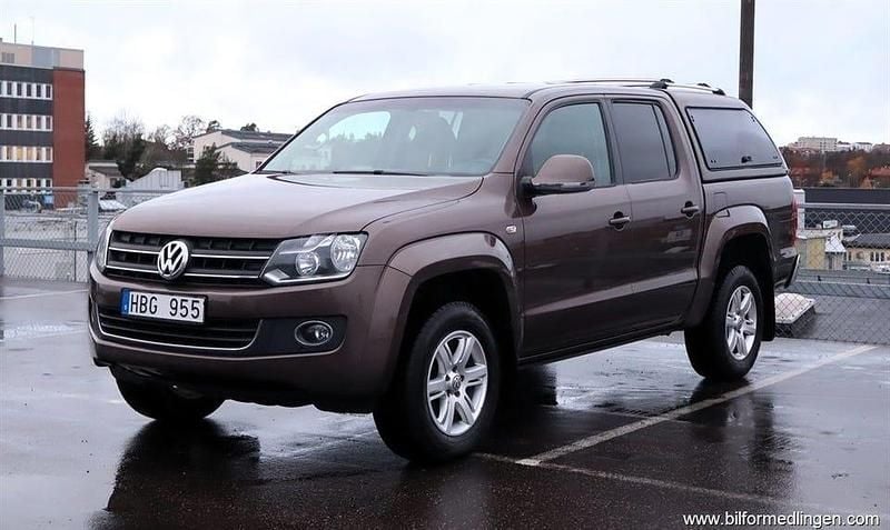 Brun krom Begagnad 2013 VW Amarok S Pickup | 148 500 kr (Marknadspris) - Bild 1/4