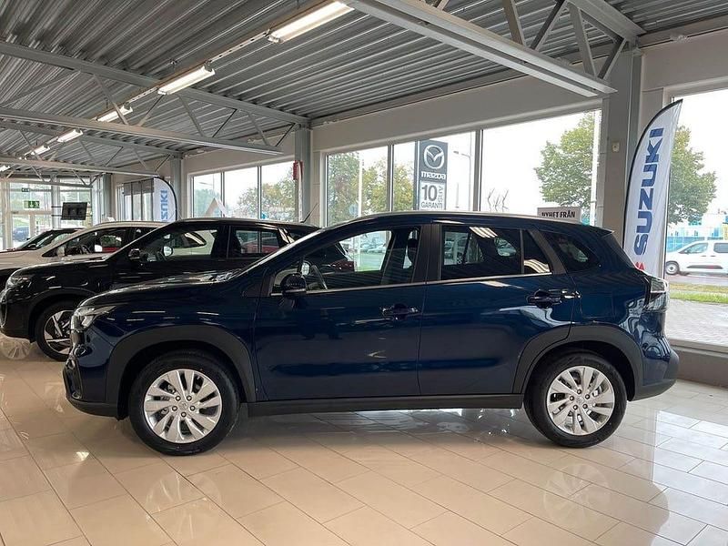 Ny Suzuki SX4 S-Cross 110 HK (80 kW) 2025 Sphere blue pearl metallic SUV