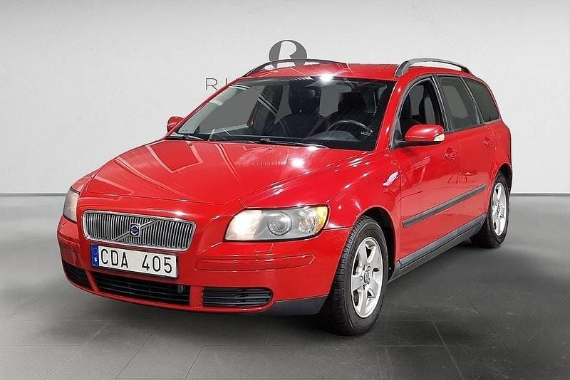 Röd Begagnad 2006 Volvo V50 Kombi | 29 900 kr (Bra pris) - Bild 1/3