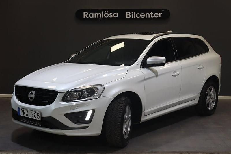 Begagnad Volvo XC60 R-Design 181 HK (133 kW) 2013 Vit SUV