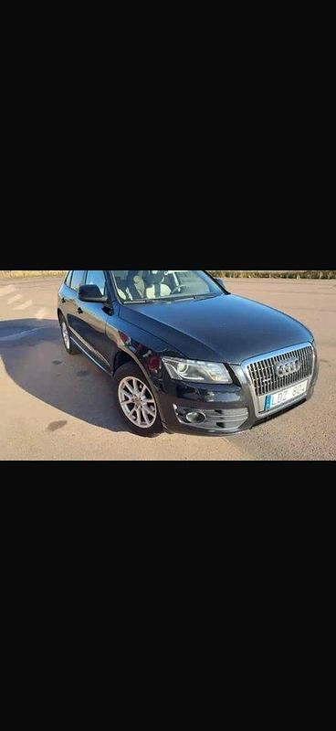 Svart Begagnad 2011 Audi Q5 Design SUV | 95 000 kr (Marknadspris) - Bild 1/4