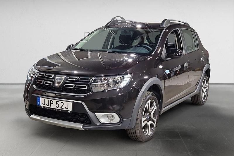 Svart Begagnad 2021 Dacia Sandero Stepway Halvkombi | 119 900 kr (Superpris) - Bild 1/3