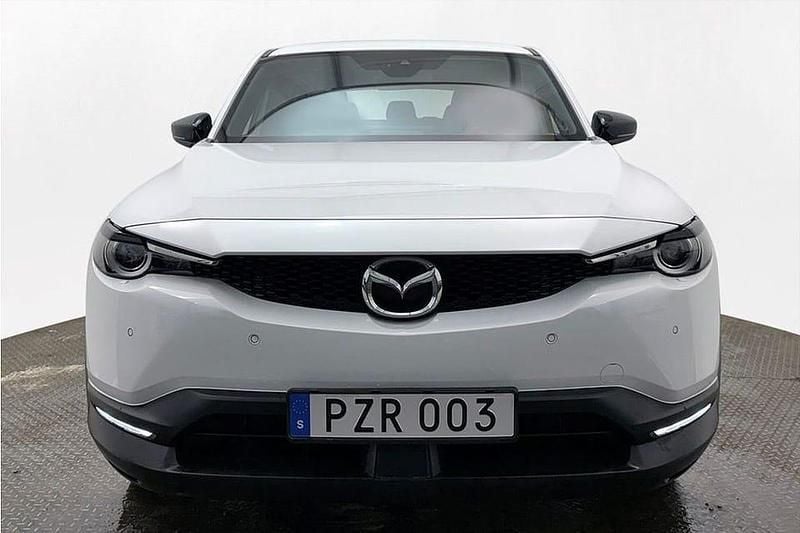 Begagnad Mazda MX30 Cosmo 105 kW (143 HK) 2022 Vit SUV