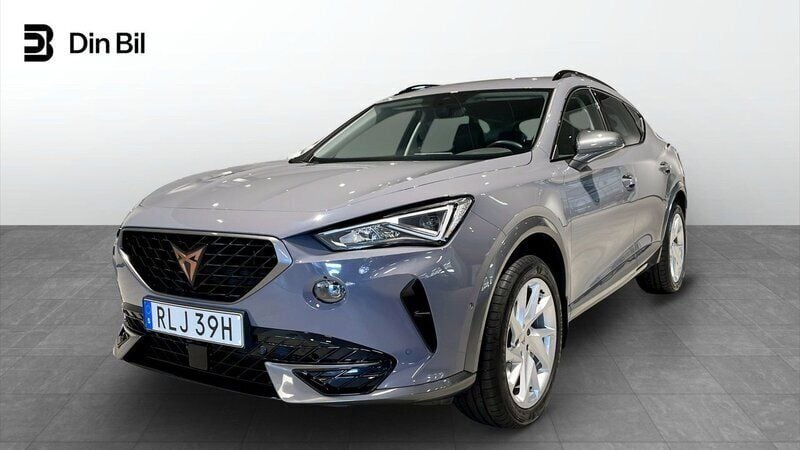 Ljusgrå Begagnad 2024 Cupra Formentor SUV | 289 900 kr (Bra pris) - Bild 1/4