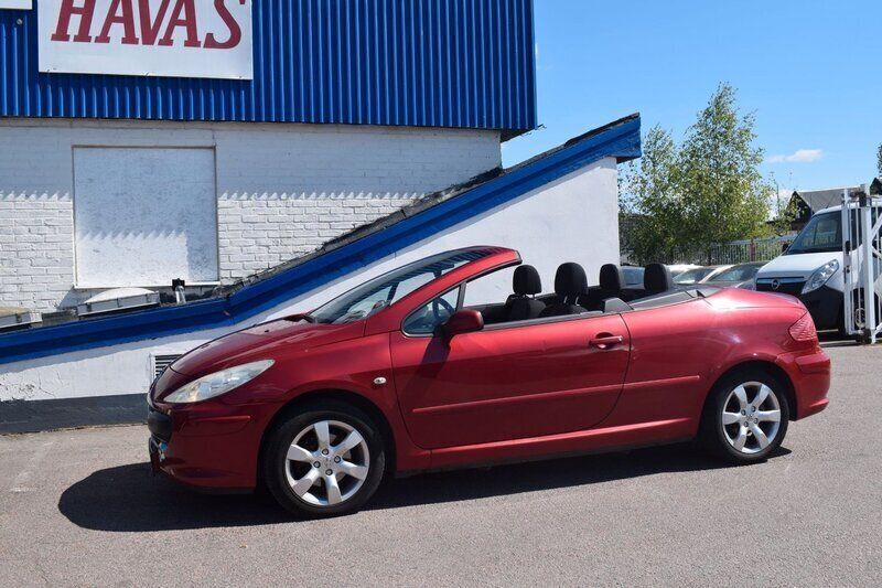 Röd Begagnad 2006 Peugeot 307 CC Cab | 49 500 kr (Marknadspris) - Bild 1/4