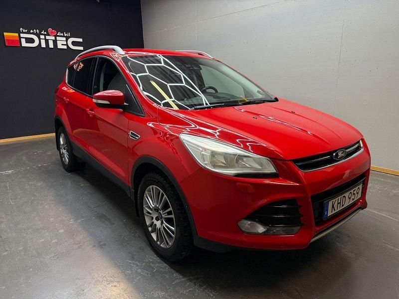 Röd Begagnad 2014 Ford Kuga Titanium SUV | 59 900 kr (Bra pris) - Bild 1/4