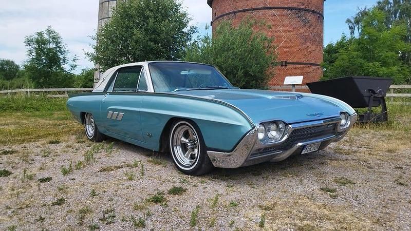 Begagnad Ford V8 304 HK (223 kW) 1963 Ming green