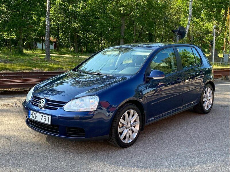 Begagnad 2009 VW Golf VI Trendline Halvkombi | 44 900 kr - Bild 1/4