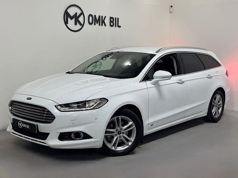Vit Begagnad 2017 Ford Mondeo Titanium Kombi | 134 900 kr (Bra pris) - Bild 1/4