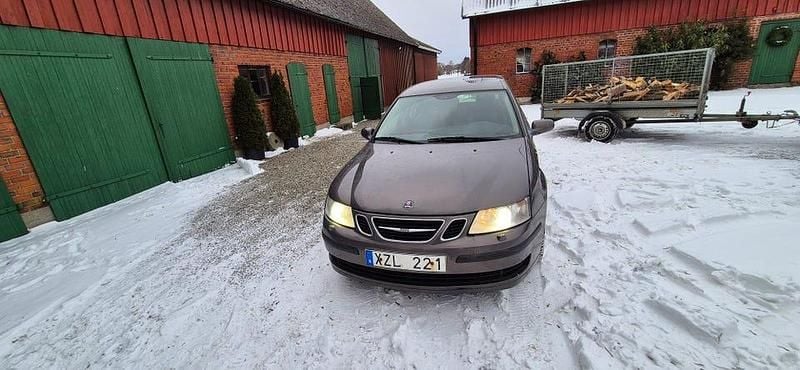 Begagnad 2007 Saab 9-3 Kombi | 15 000 kr - Bild 1/4