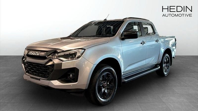 Grå (grey) Ny 2025 Isuzu D-Max Pickup | 738 750 kr (Lite dyr) - Bild 1/4