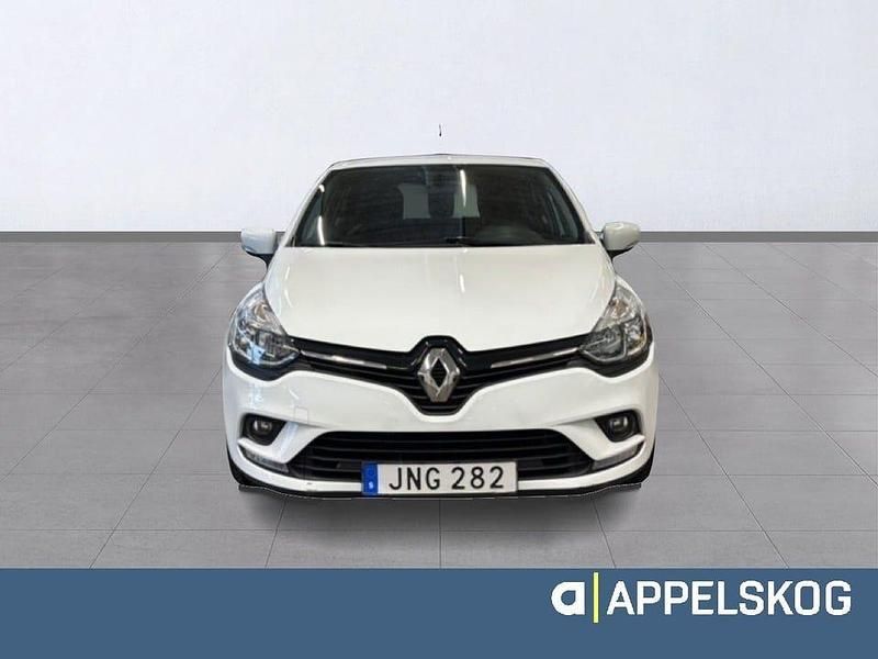 Begagnad Renault Clio IV 73 HK (53 kW) 2018 Vit Halvkombi