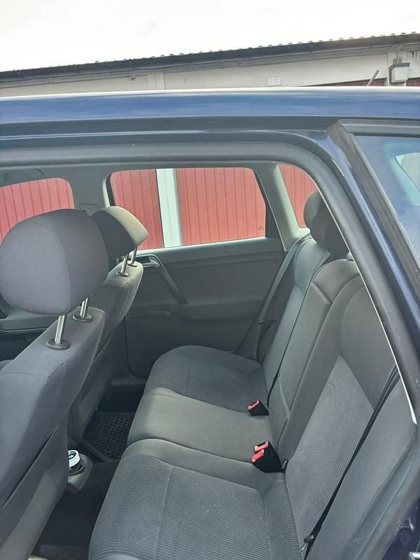 Begagnad VW Polo 80 HK (58 kW) 2007 Halvkombi