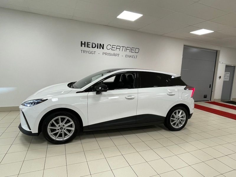 Okänd Begagnad 2022 MG MG4 EV Luxury Halvkombi | 299 000 kr (Marknadspris) - Bild 1/4