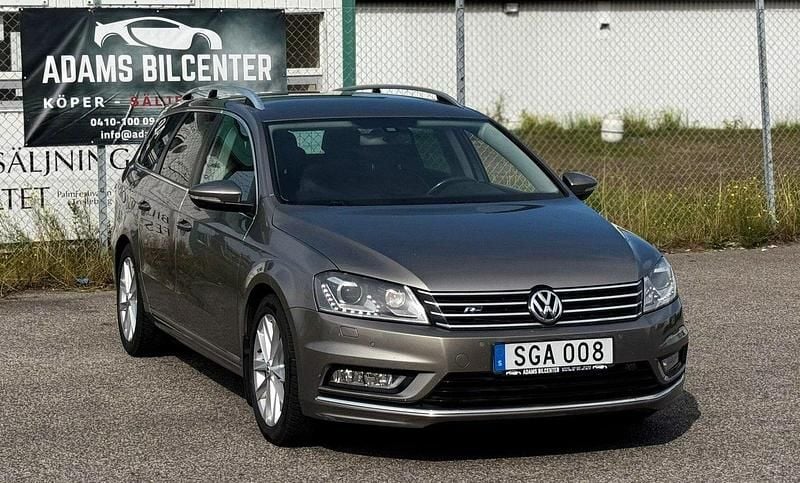 Ljusbrun Begagnad 2013 VW Passat GT Kombi | 94 800 kr (Marknadspris) - Bild 1/4
