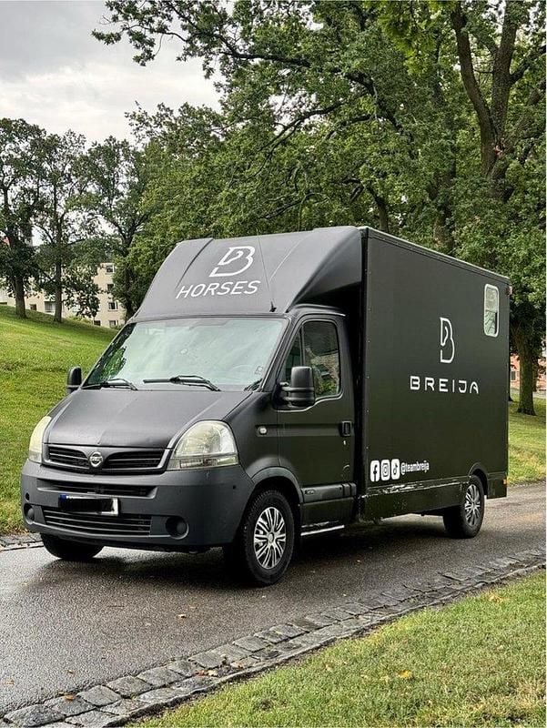 Vit Begagnad 2008 Nissan Interstar Van | 159 200 kr - Bild 1/4